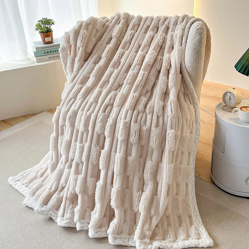Luxe Faux Fur Throw Blanket
