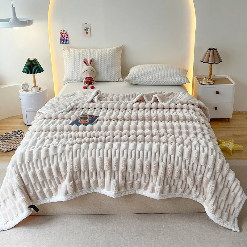 Luxe Faux Fur Throw Blanket