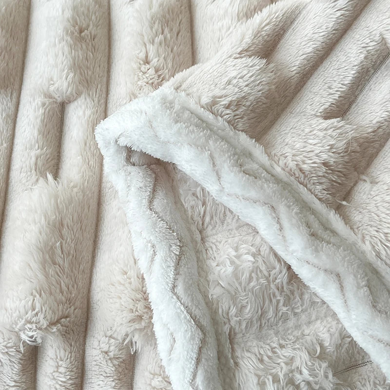 Luxe Faux Fur Throw Blanket